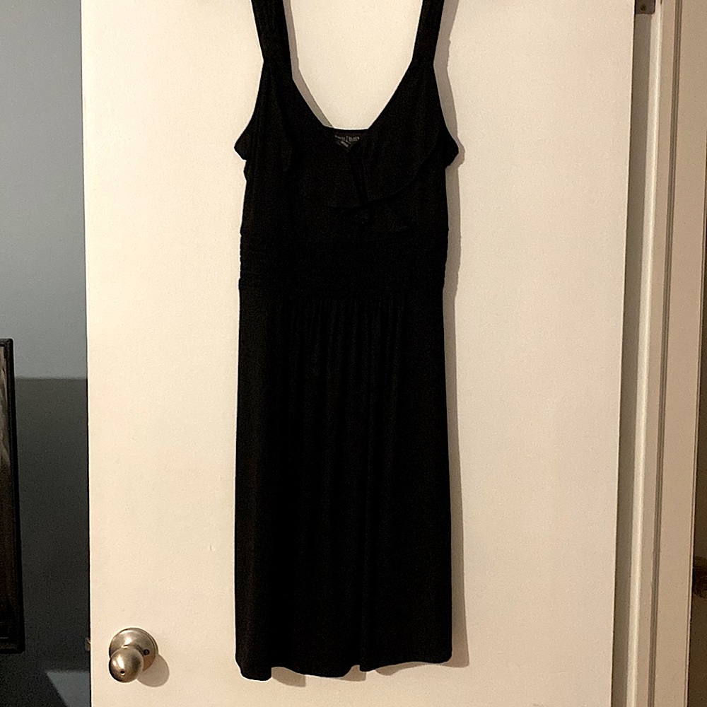 Black never worn White House Black Market size small, sleeveless dress
